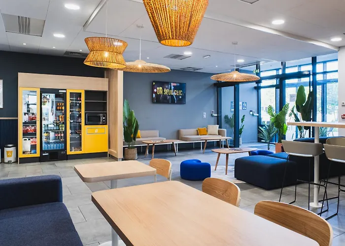 Kyriad ECO - Clermont Ferrand Estaing